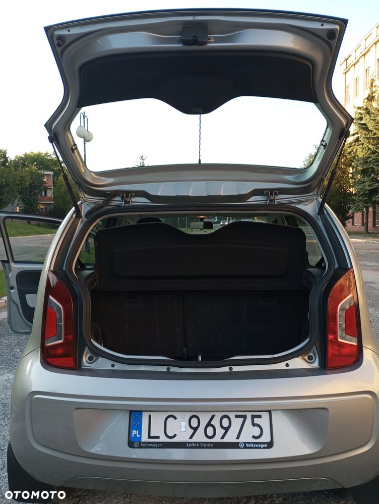 Volkswagen up! cheer - 9