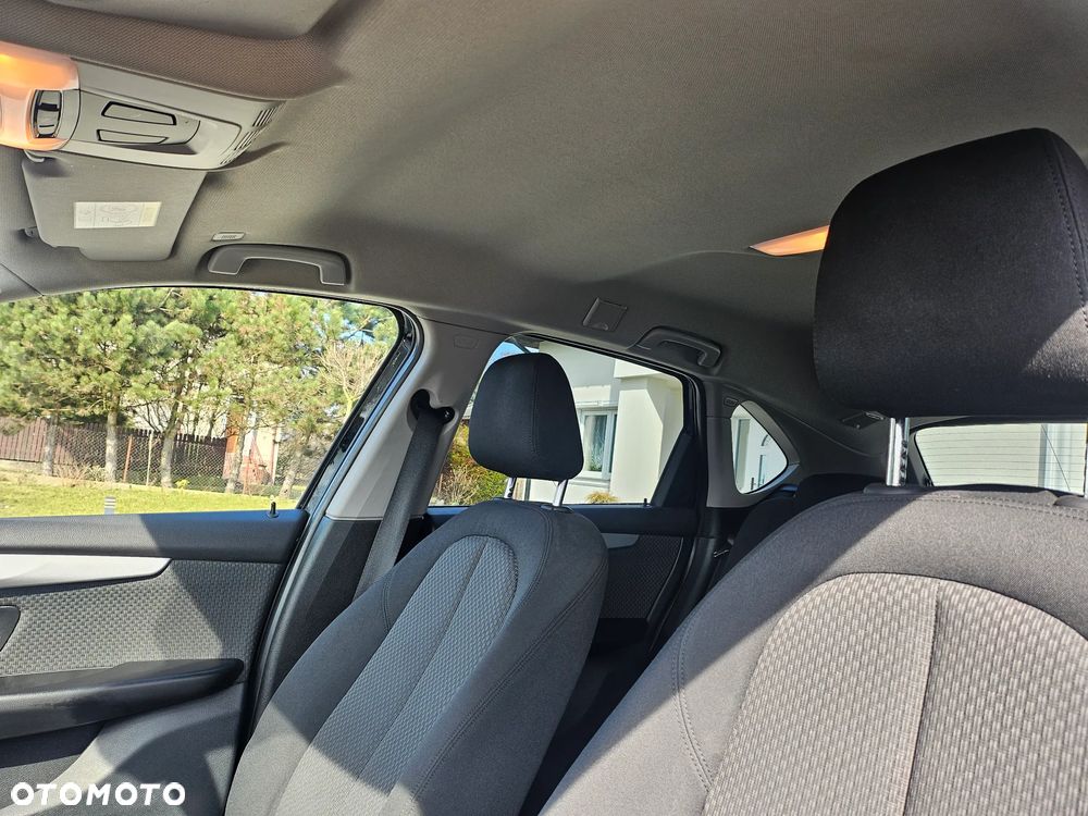 BMW Seria 2 216d Sport Line - 17