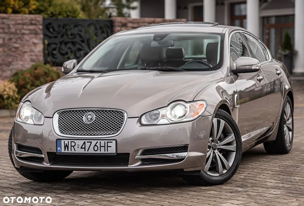 Jaguar XF 4.2 SV8 - 5