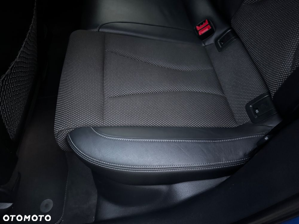 Audi A3 Sportback 35 TFSI S tronic S line - 14