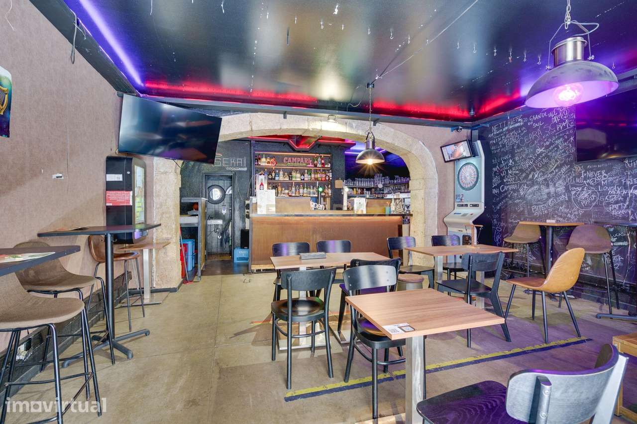 Bar em pleno funcionamento - Grande imagem: 2/9