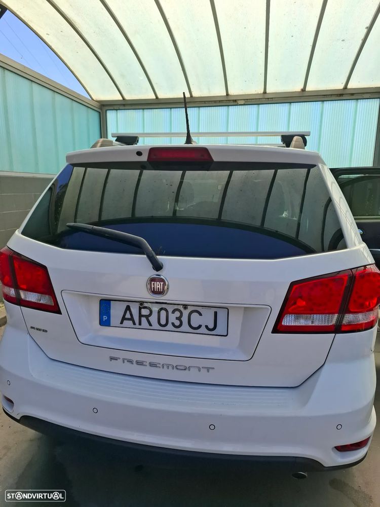 Fiat Freemont 2.0 M-Jet 4WD AT - 11