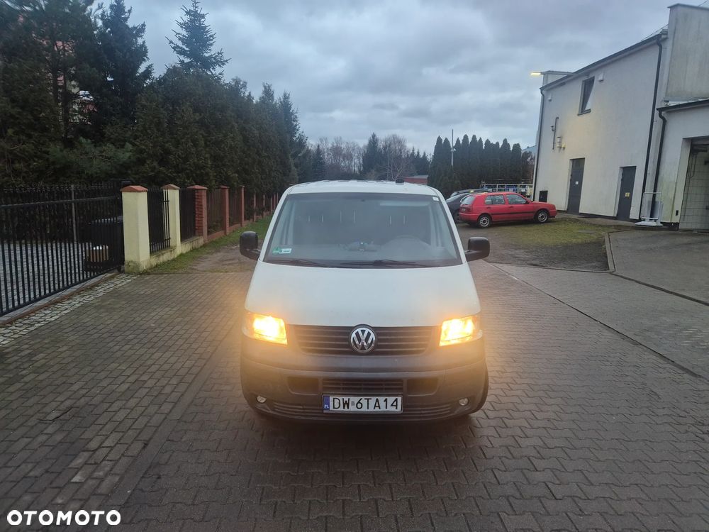 Volkswagen Transporter - 4