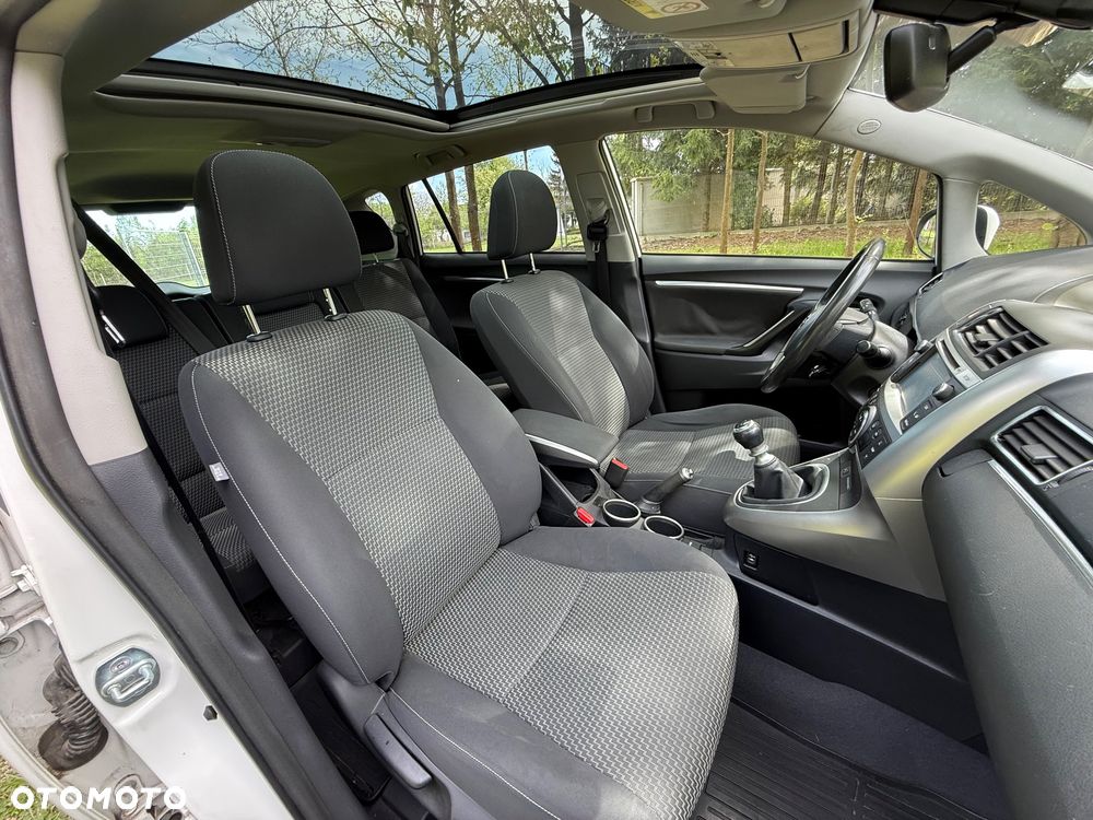Toyota Verso 1.6 D-4D 5-Sitzer Start/Stop Skyview Edition - 18