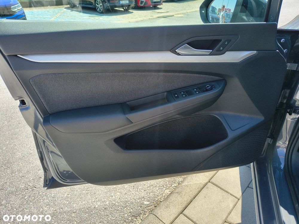 Volkswagen Golf 1.5 eTSI mHEV Life Plus DSG - 15