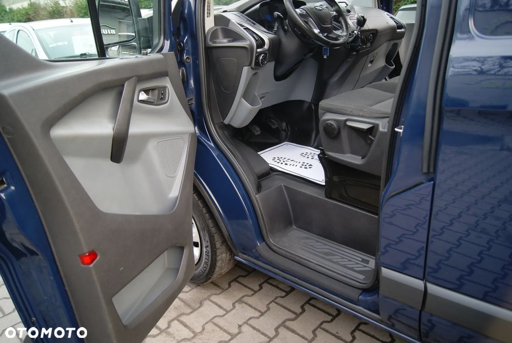 Ford Transit Custom - 23