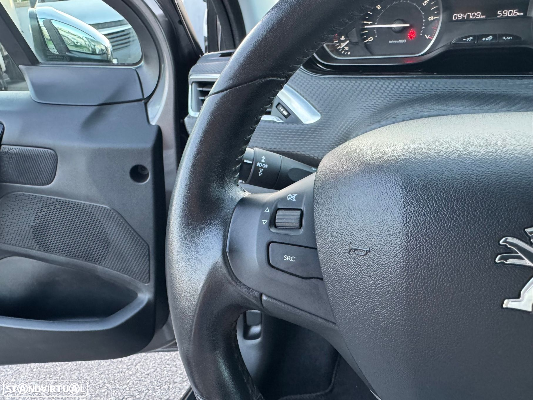 Peugeot 208 1.2 PureTech Style - 15