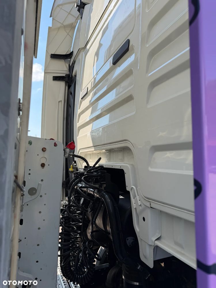 MAN TGX 18.430 LOW DECK / RETARDER INTARDER / SALON POLSKA / MEGA / ORYGIALNY FABRYCZNY BIAŁY KOLOR / OKLEJONY FOLIĄ REKLAMOWĄ / 1 WŁAŚCICIEL / KLIMA POSTOJOWA / TACHOGRAF NOWEJ GENERACJI / 2022 ROK PRODUKCJI !! - 8