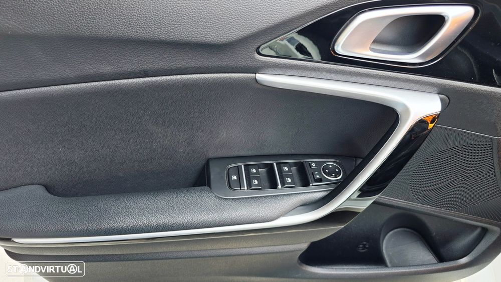 Kia Ceed SW 1.6 CRDi MHEV Drive+SRF - 20