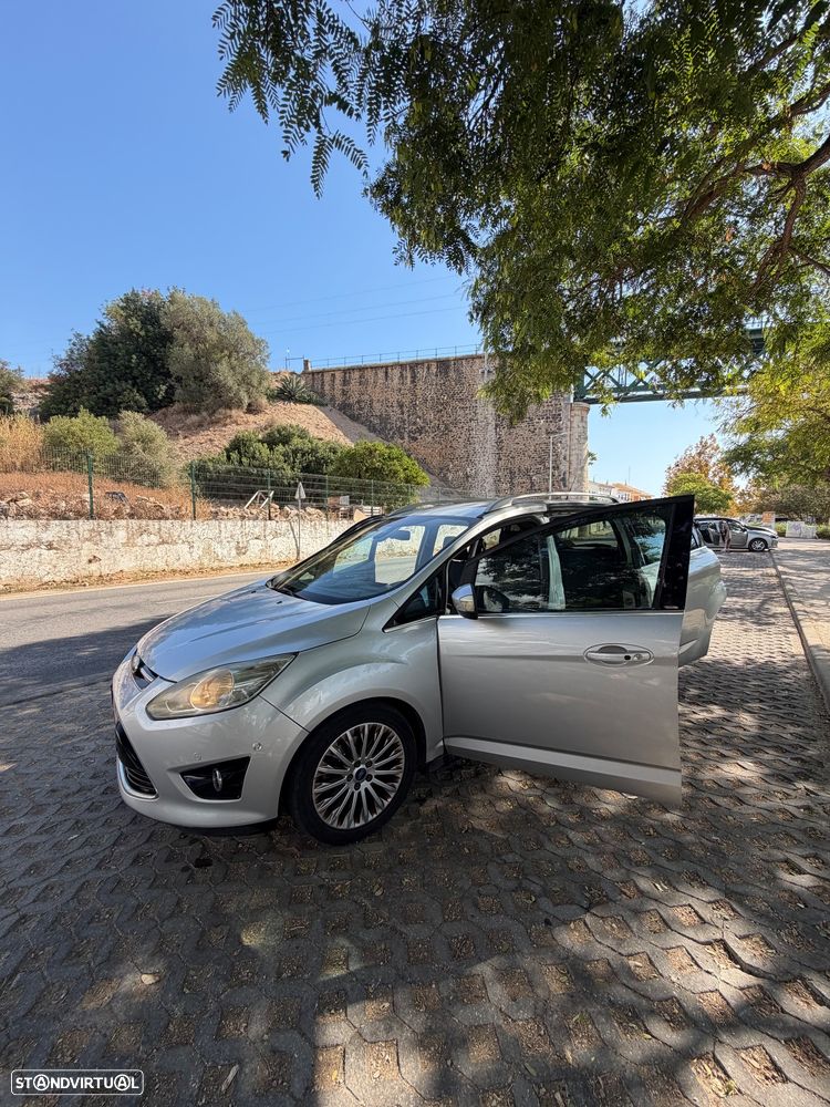 Ford Grand C-Max 2011 photo 2