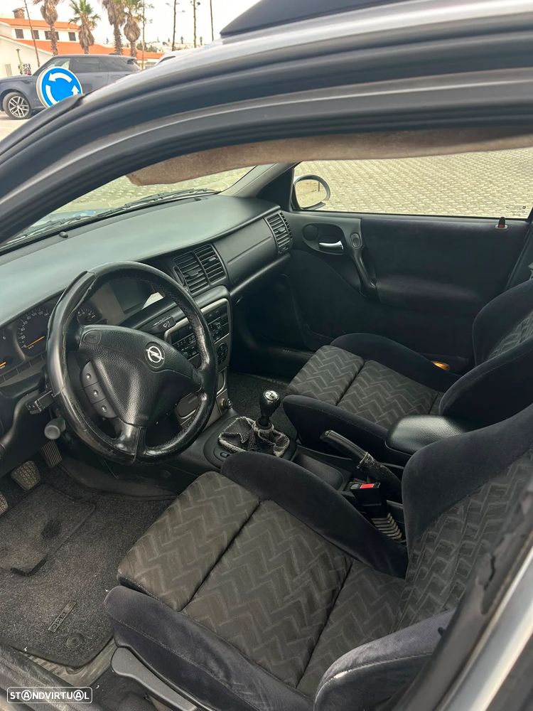 Opel Vectra Caravan 2.0 DTi Sport - 12