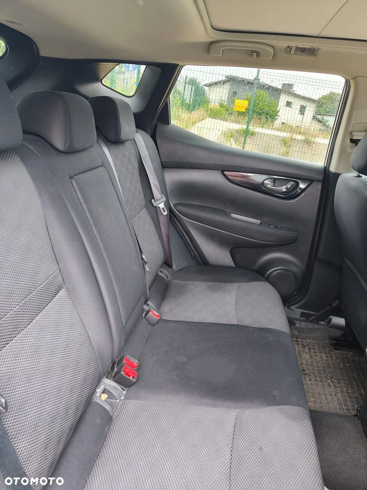 Nissan Qashqai 1.6 DCi N-Connecta EU6 - 11