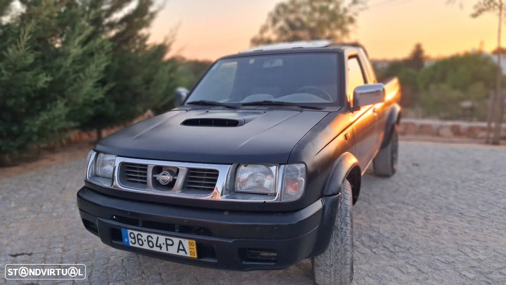 Nissan Pick Up 2.5 TD King Cab Navara - 2