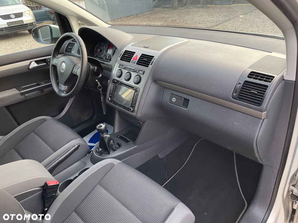 Volkswagen Touran 1.9 TDI DPF Freestyle - 18