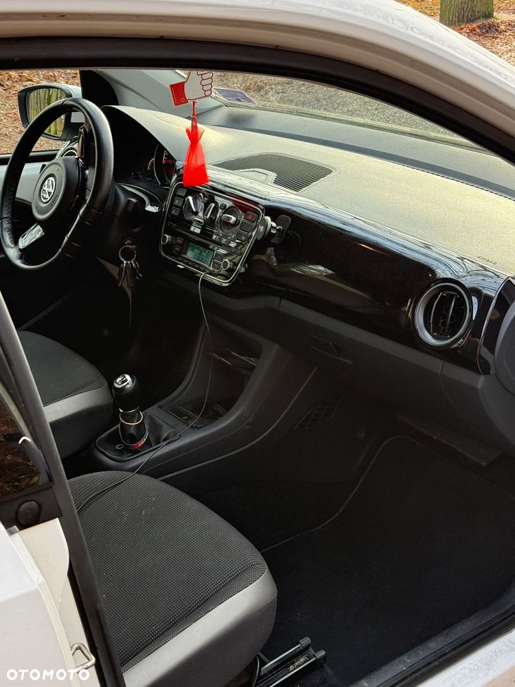 Volkswagen up! 1.0 take EU6 - 2