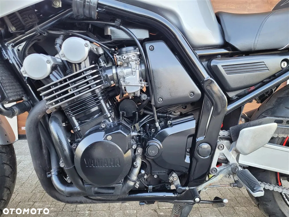 Yamaha FZS - 31