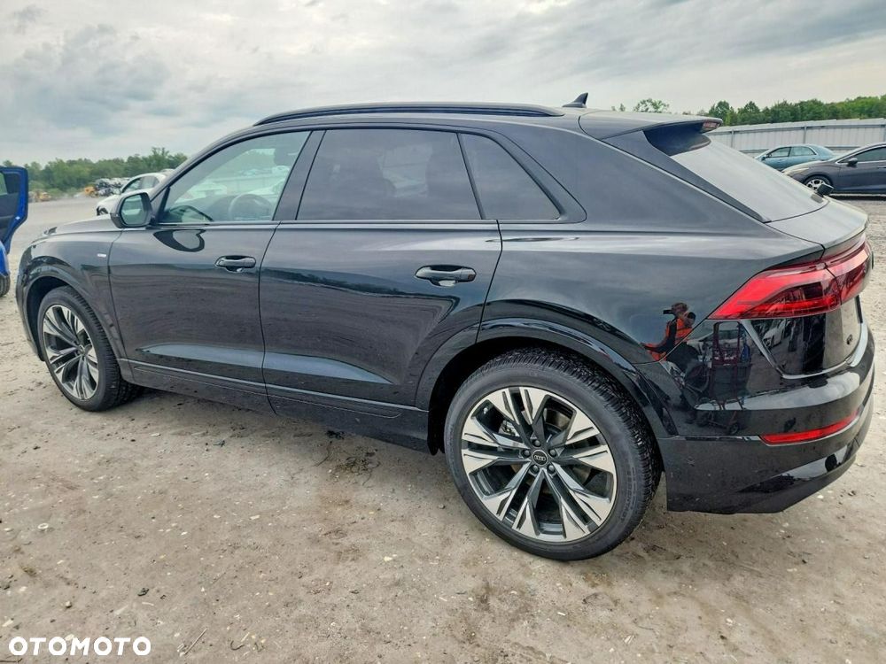 Audi Q8 55 TFSI quattro tiptronic - 5