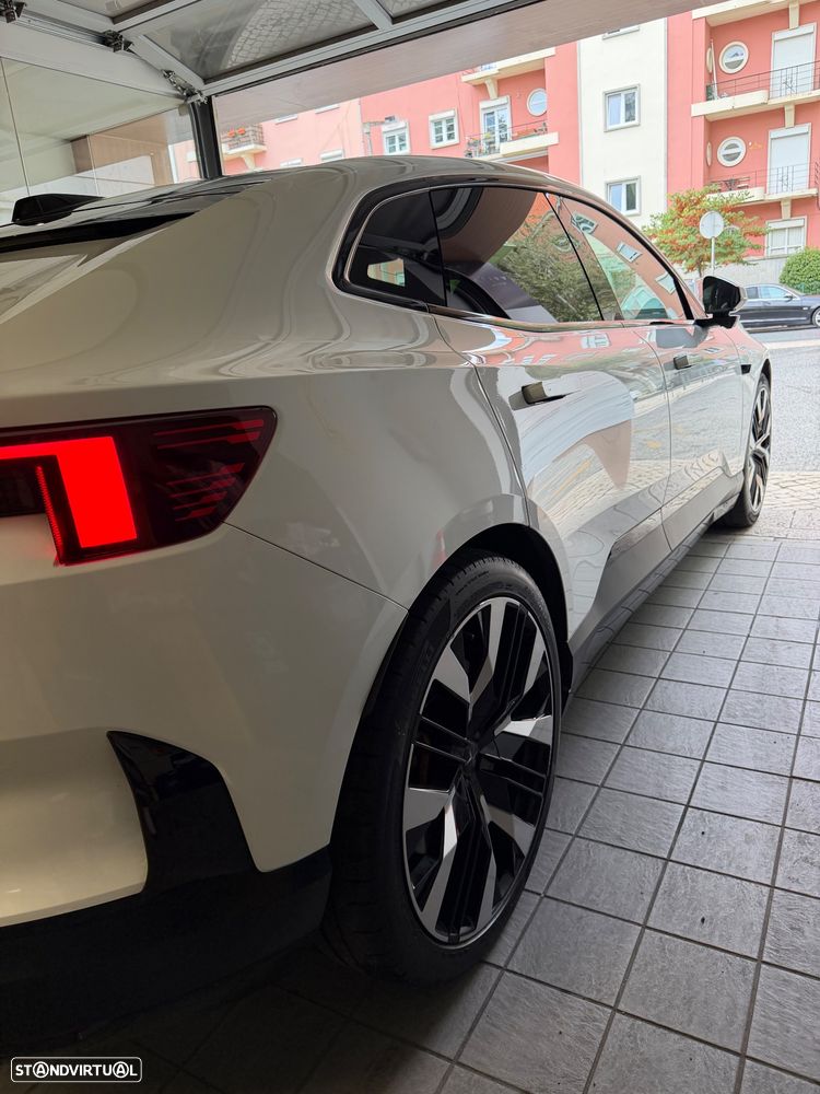 Polestar 4 Long Range 100 kWh Dual Motor Performance Plus - 6