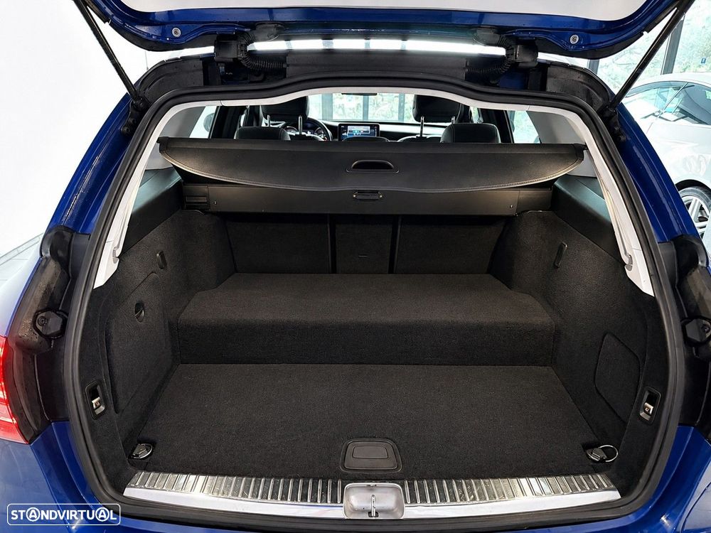 Mercedes-Benz C 300 - 8