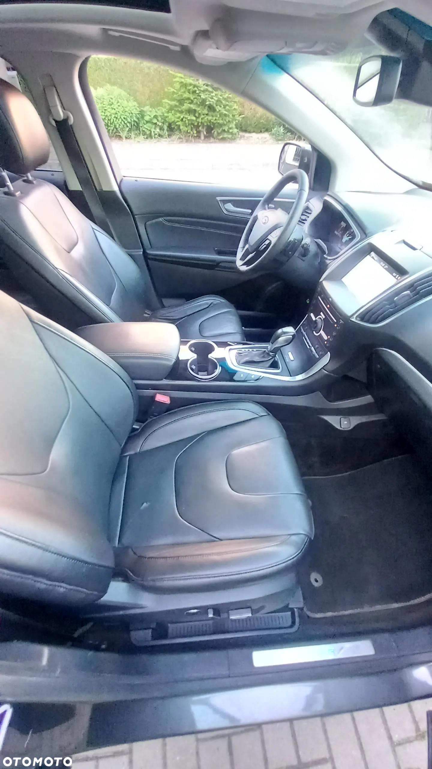 Ford Edge - 15