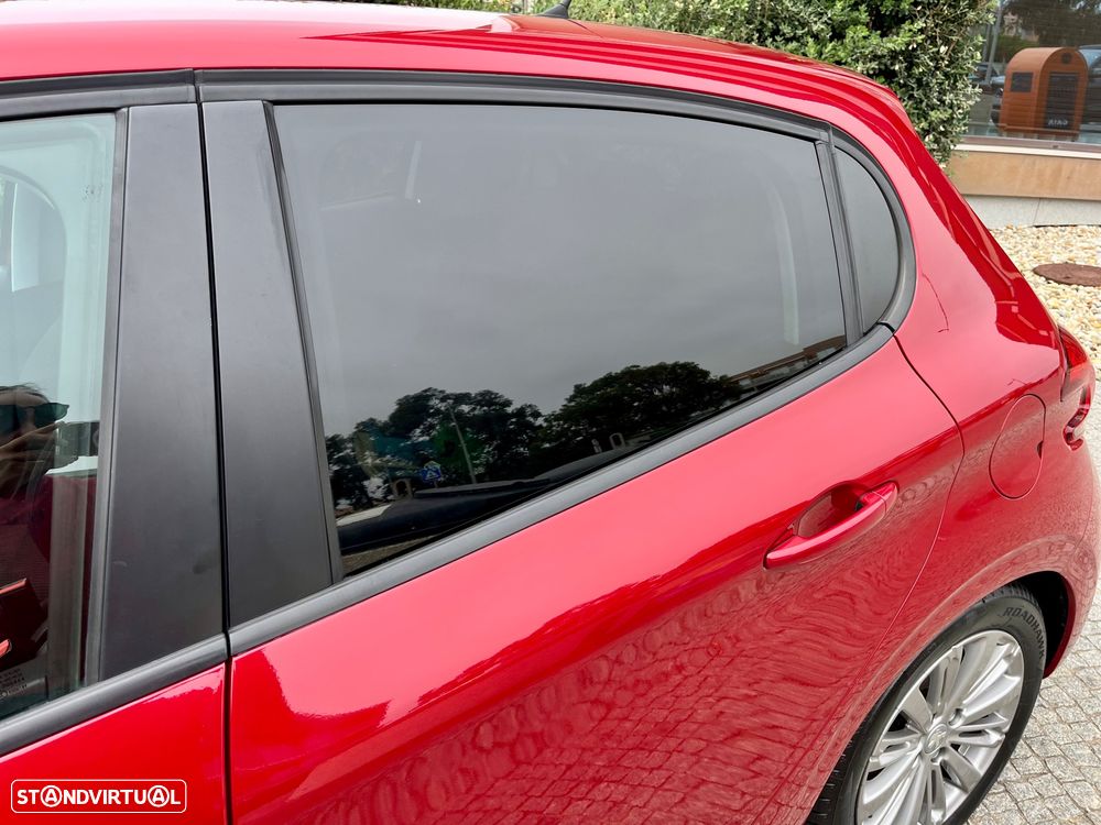 Peugeot 208 PureTech 82 Start & Stop Style - 13