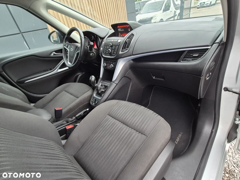 Opel Zafira Tourer 1.4 Turbo Business Innovation - 34