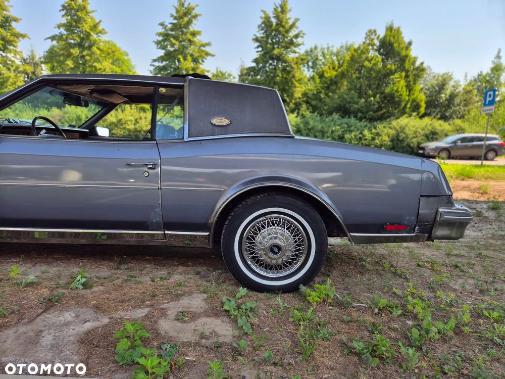 Buick Riviera - 23