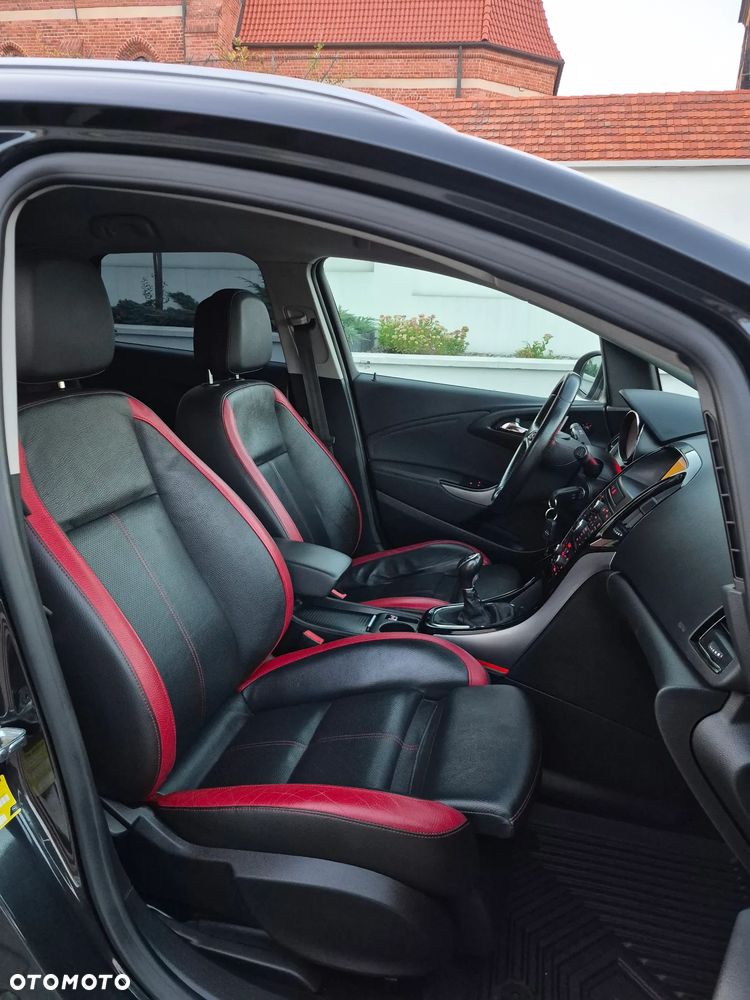 Opel Astra 2.0 BiTurbo CDTI DPF ecoFLEX SportsTourer St - 19