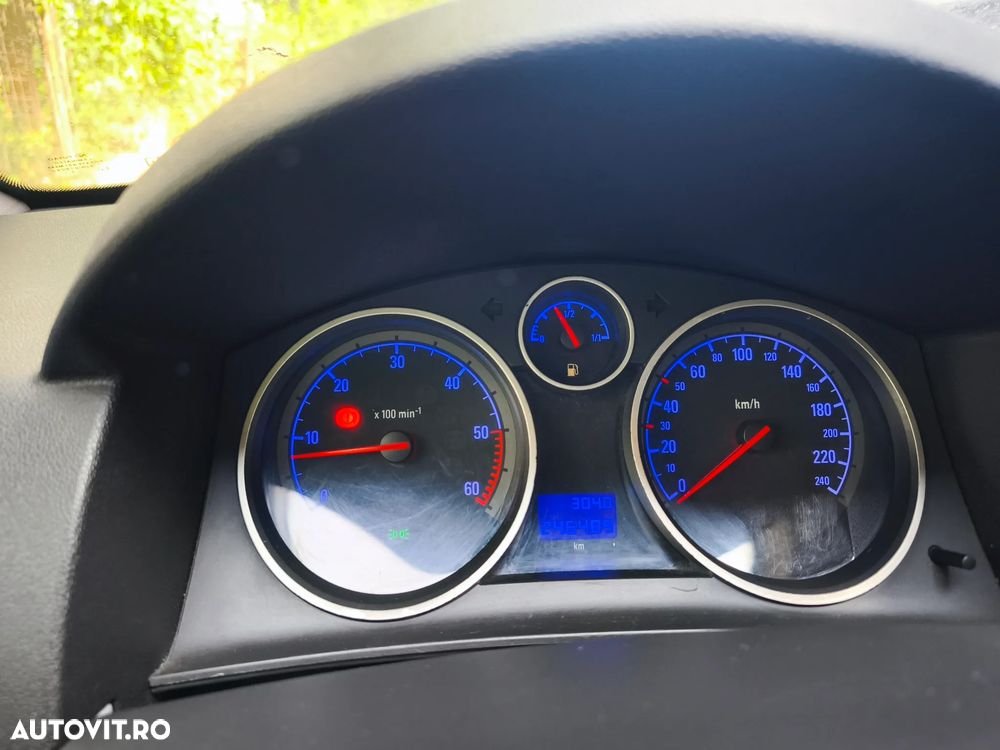 Opel Astra Classic 1.7 CDTI - 4