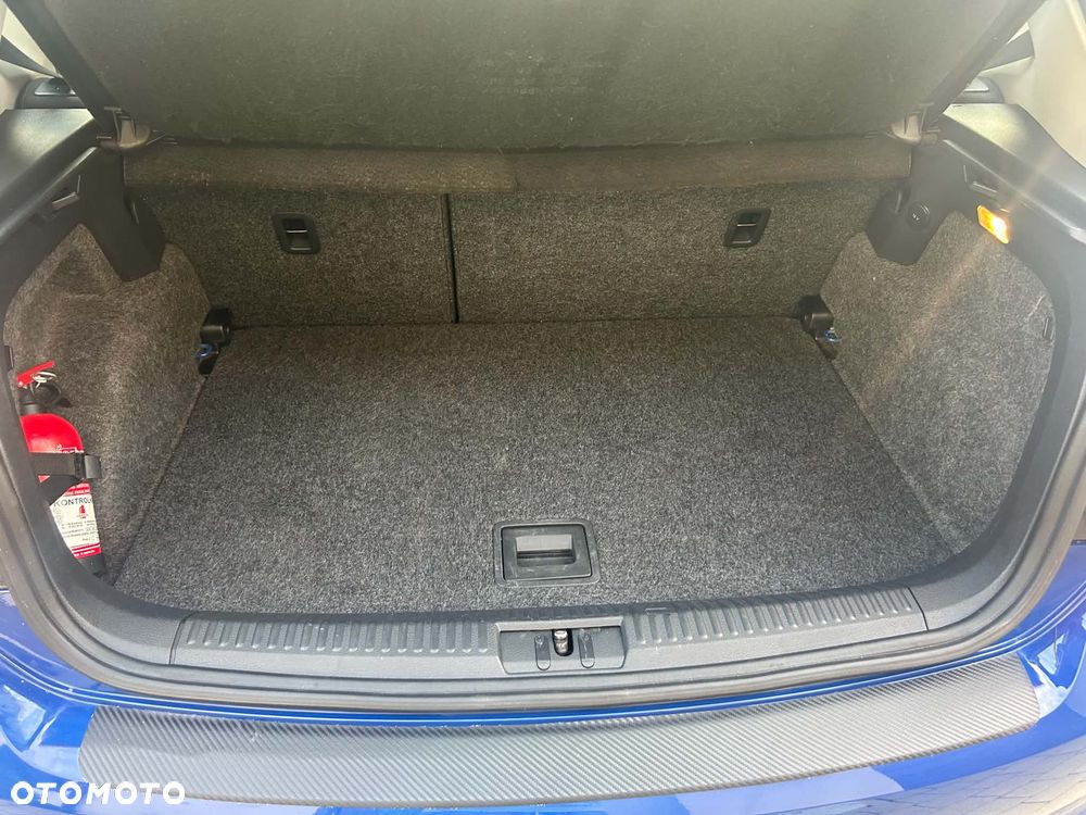 Volkswagen Polo - 9