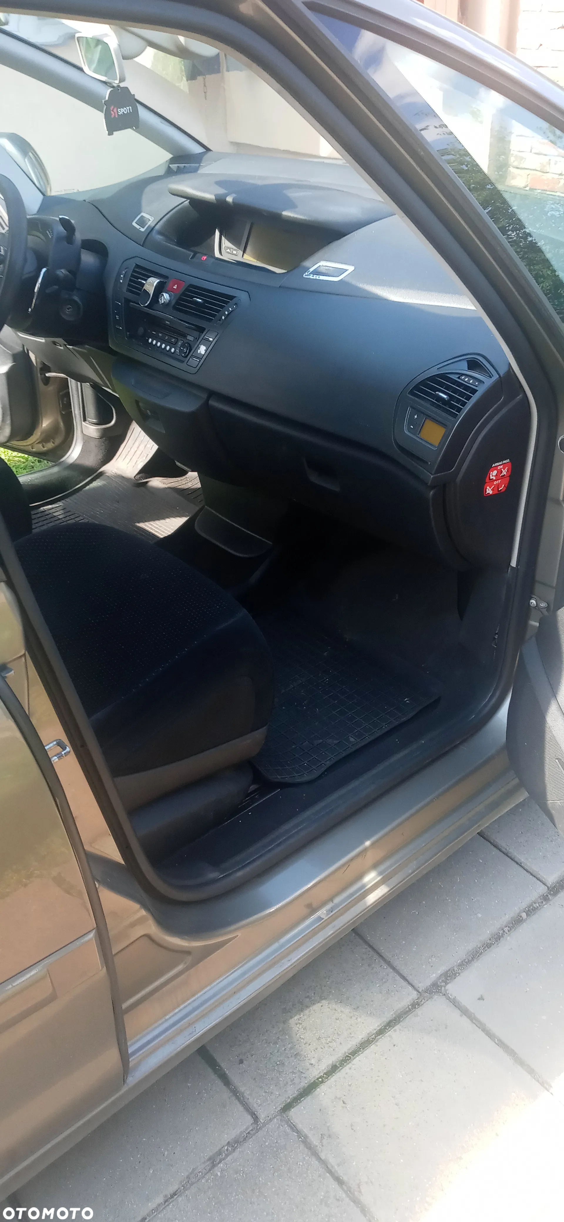 Citroën C4 Picasso - 9
