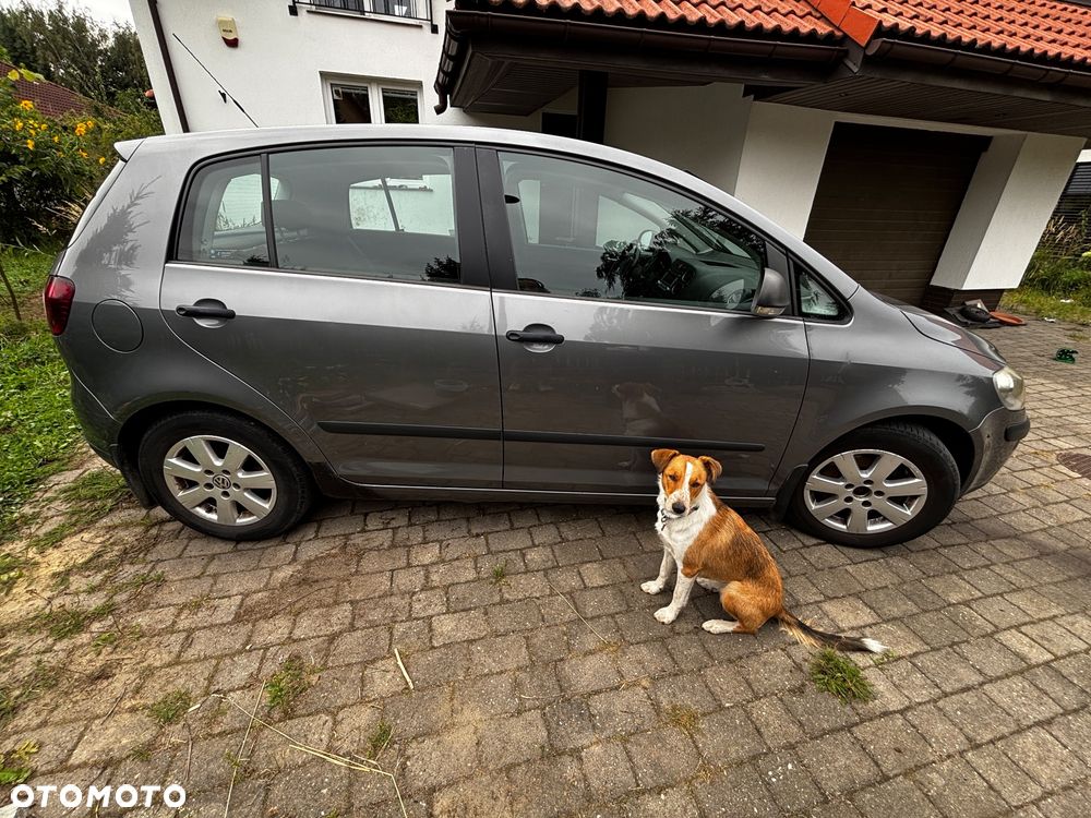 Volkswagen Golf Plus 2.0 TDI Comfortline - 3
