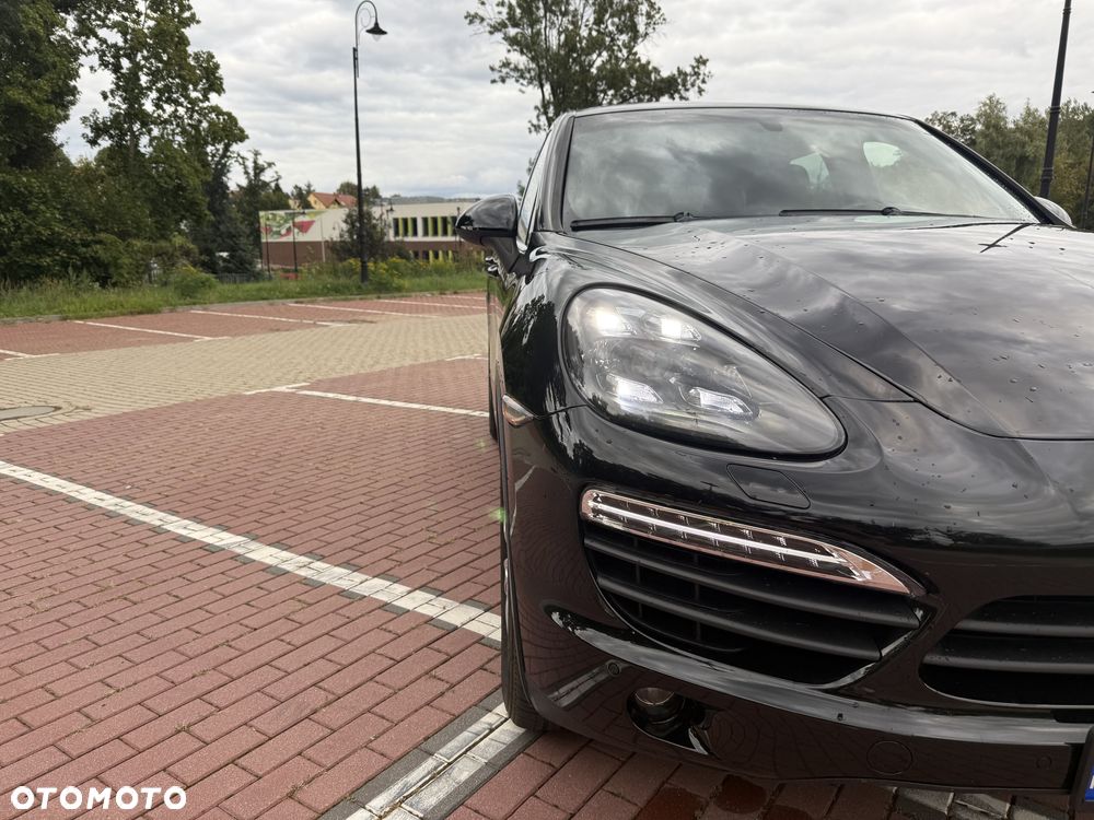 Porsche Cayenne - 6