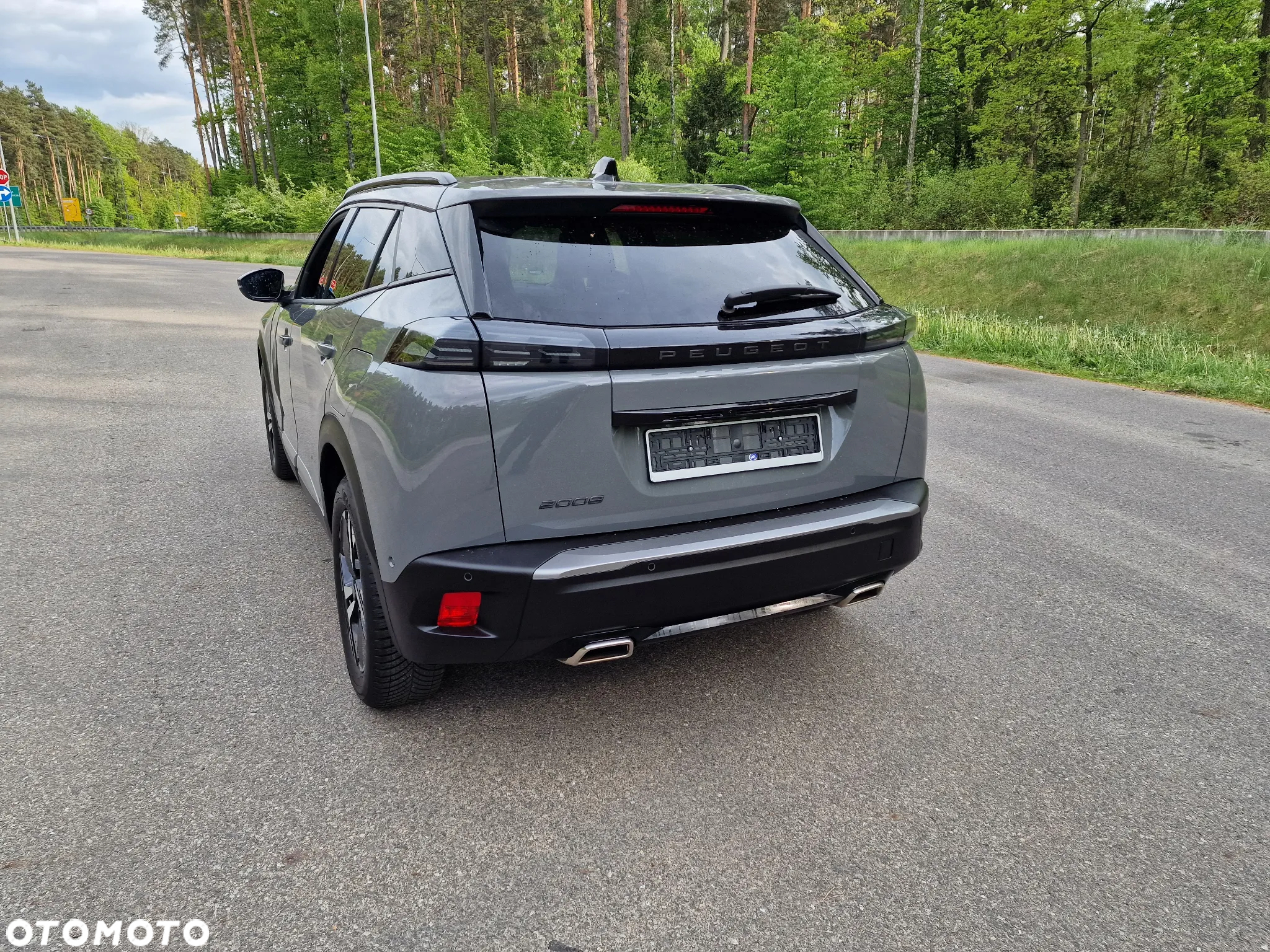 Peugeot 2008 PureTech 130 EAT8 Allure - 8