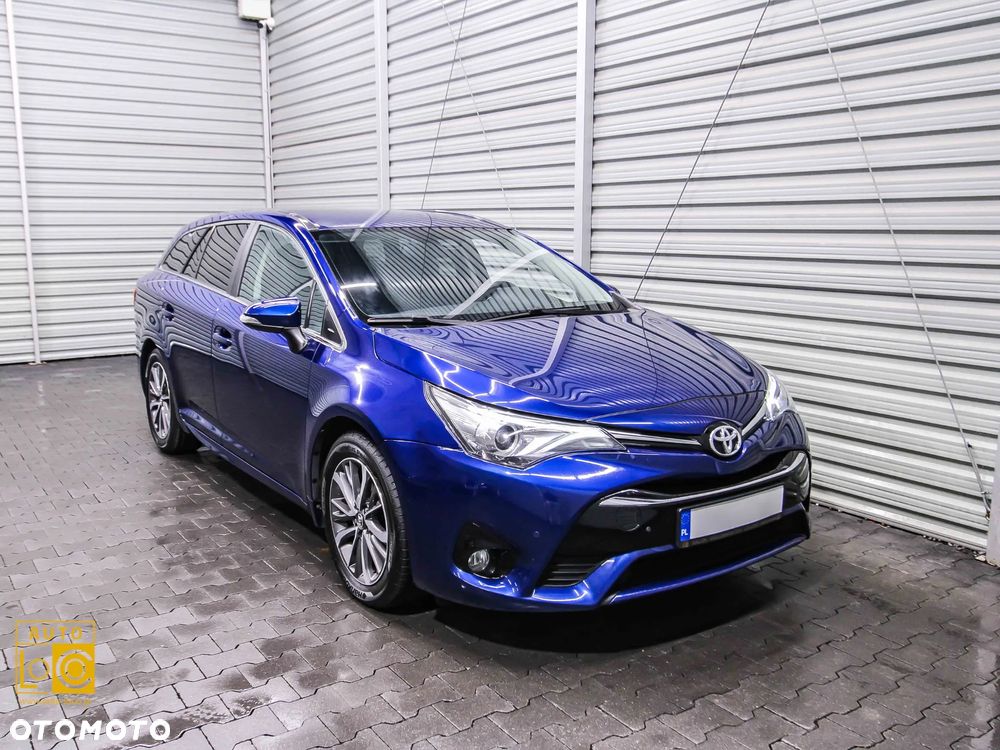 Toyota Avensis 2.0 D-4D Prestige - 6