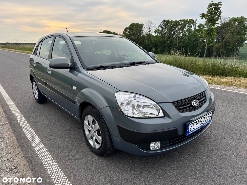 Kia Rio 1.4 EX Basis - 1