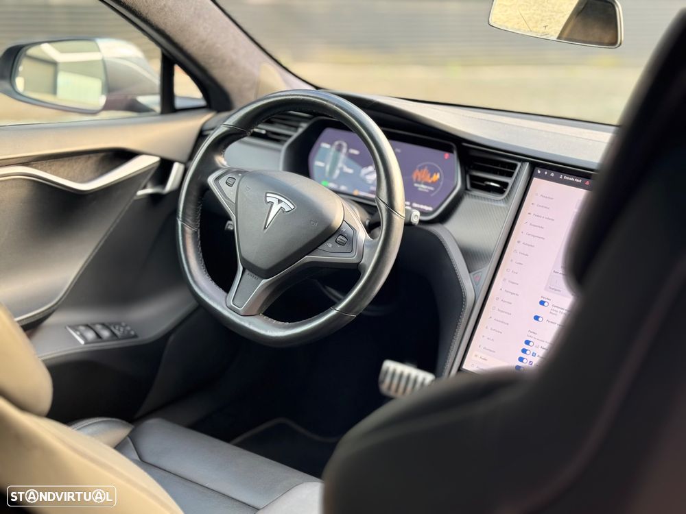 Tesla Model S 100 kWh Long Range Plus AWD - 26