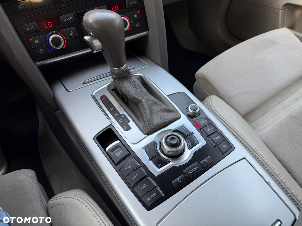 Audi A6 Avant - 13