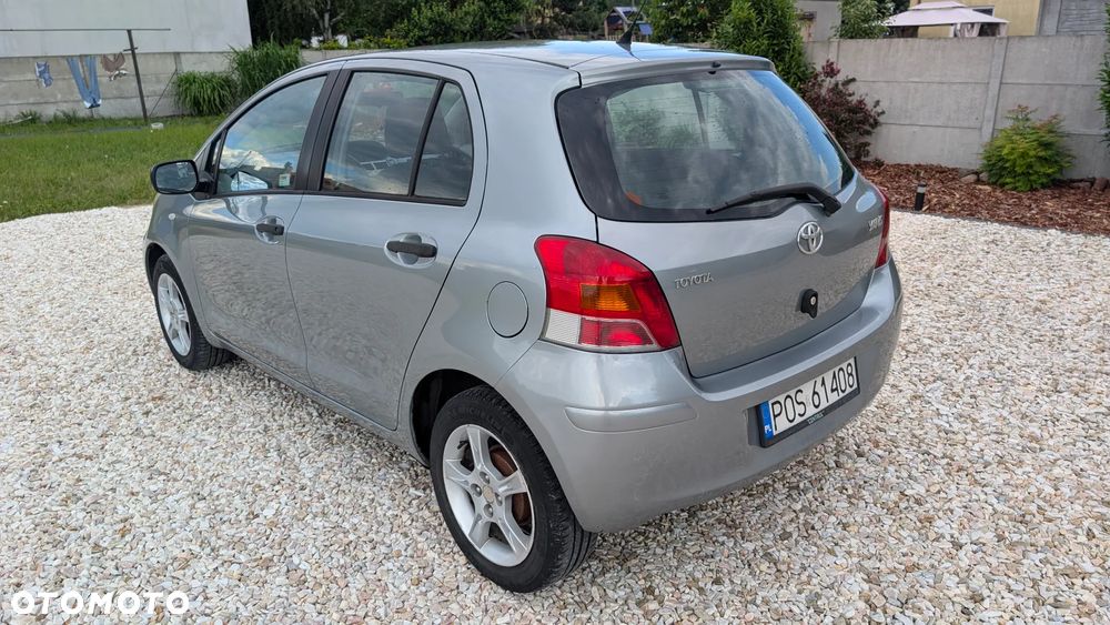 Toyota Yaris - 2
