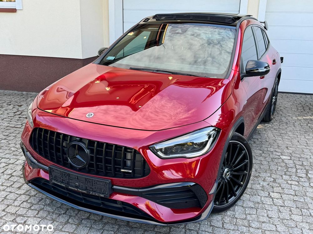 Mercedes-Benz GLA - 4
