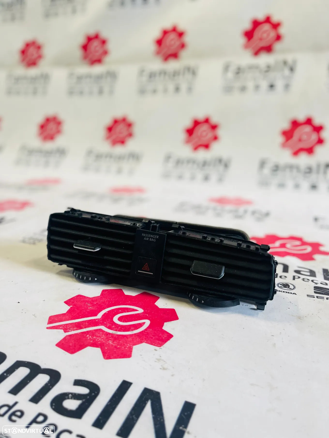 DIFUSOR DE AR DUPLO VW GOLF VII (7)-5G1819728AE/AF - 2