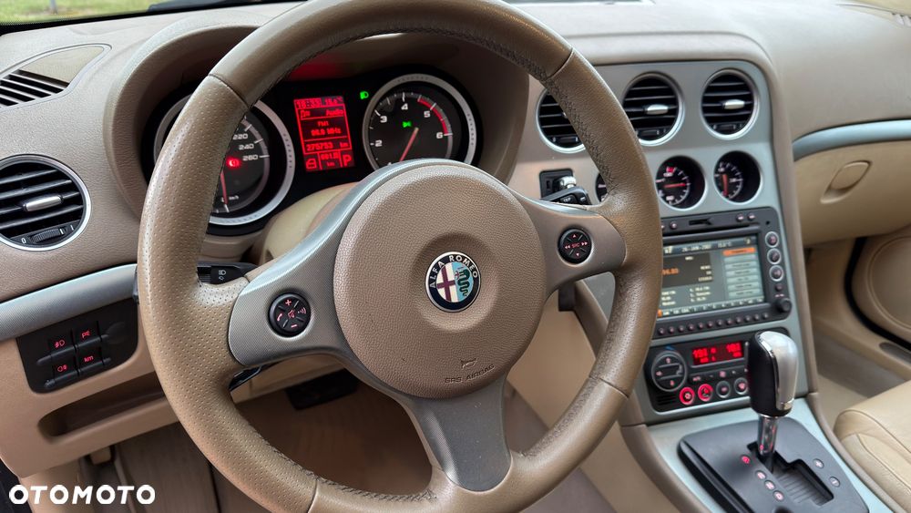 Alfa Romeo 159 1.9 JTDM 16V DPF Q-Tronic - 26