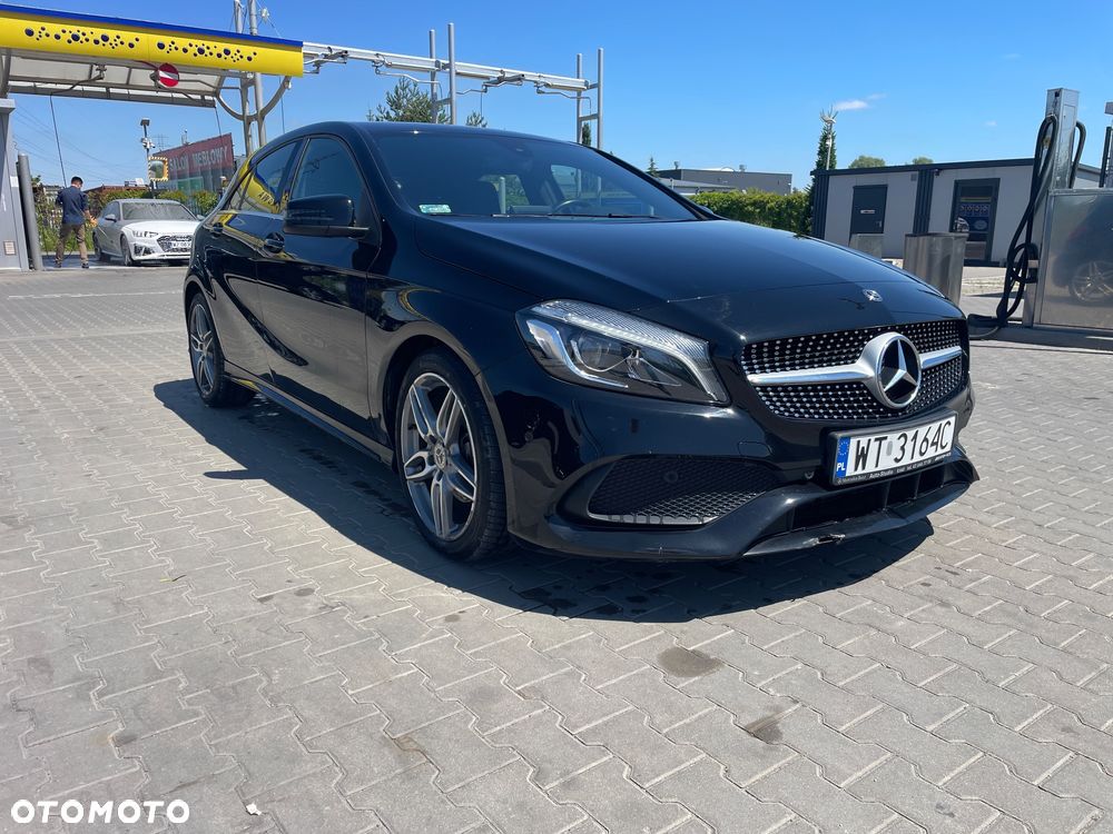 Mercedes-Benz Klasa A 180 7G-DCT AMG Line - 2