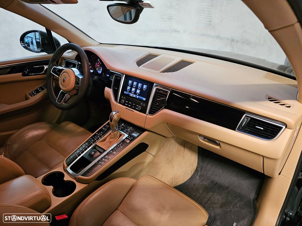 Porsche Macan S - 10