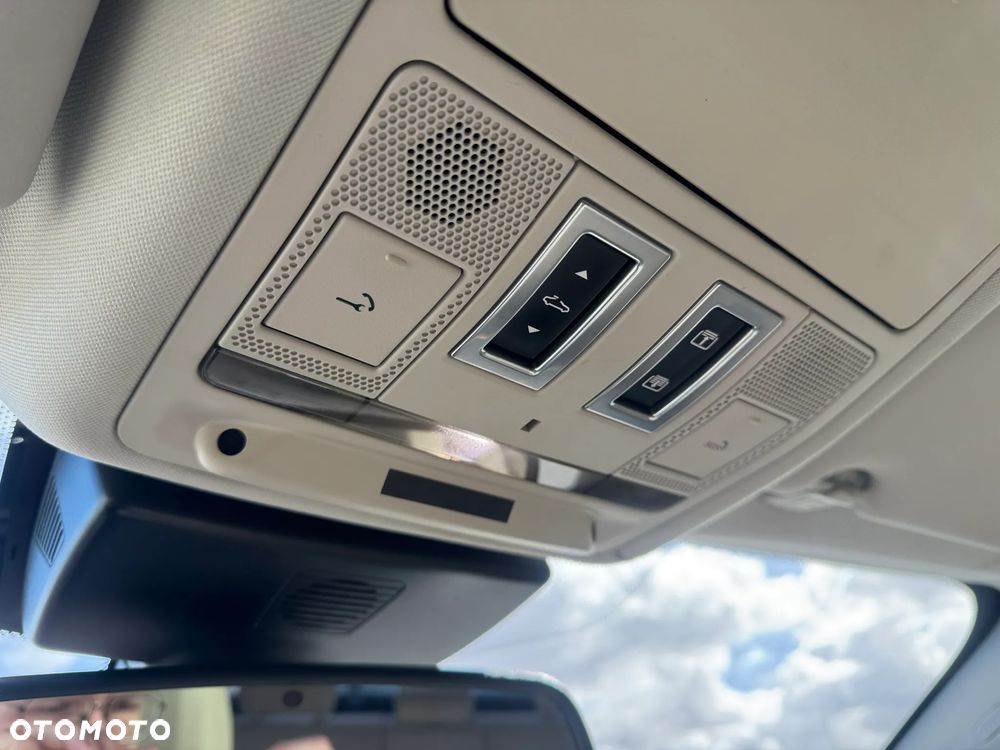 Jaguar XF 3.0 V6 Kompressor - 18