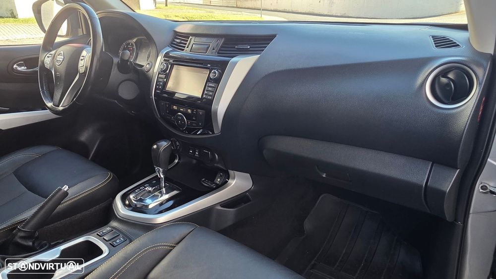 Nissan Navara 2.3 dCi CD 4WD N-Guard Auto - 34