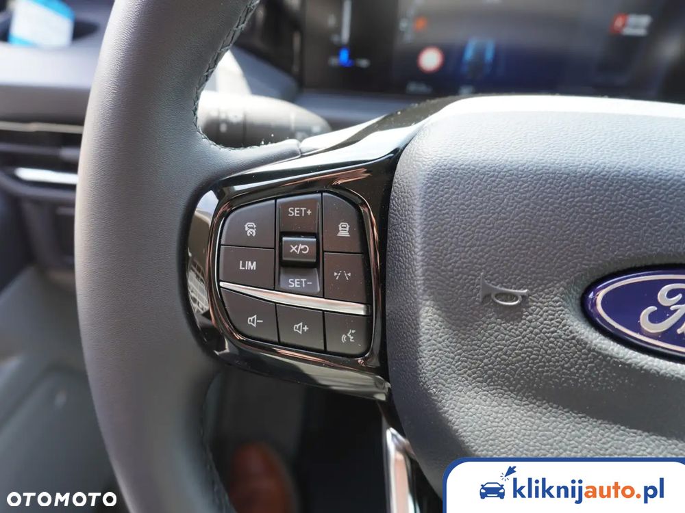 Ford Transit Custom Van Limited 320 L2 - 12