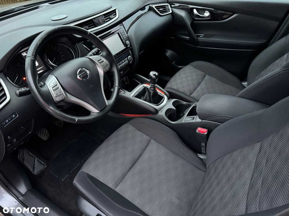 Nissan Qashqai 1.6 DCi N-Connecta - 5