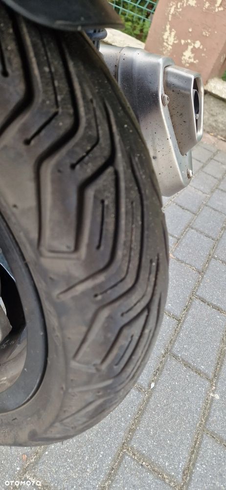 Peugeot Satelis - 14