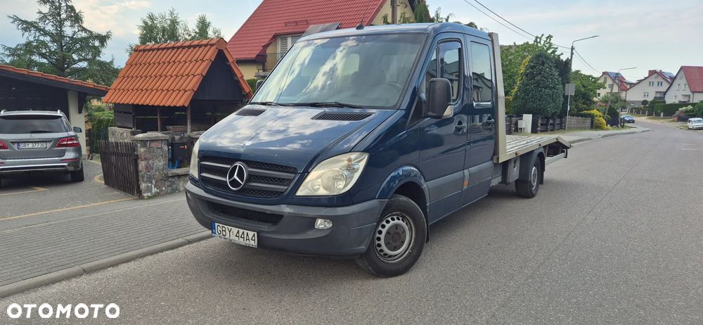Mercedes-Benz Sprinter - 1